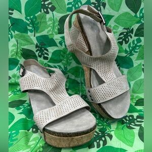 Sugar Women's Beige Wedge Sandals Size 10 M